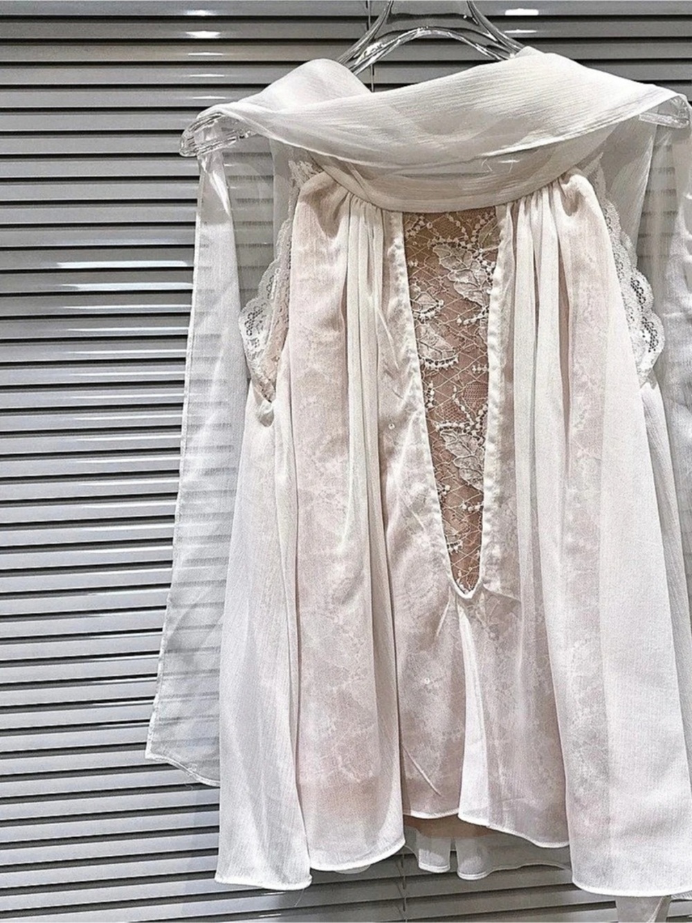 Sheer Floral Blouse in White Like New
